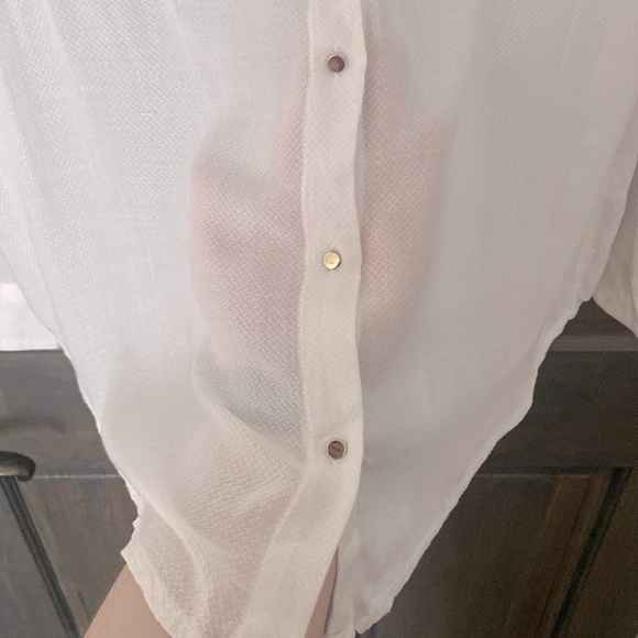 🤍White Dynamite Blouse - Picture 7 of 7